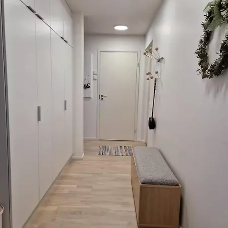 Appartamento Tilava Kattohuoneisto Suurella Parvekkeella