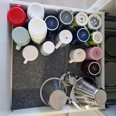 Tilava Kattohuoneisto Suurella Parvekkeella Appartamento *